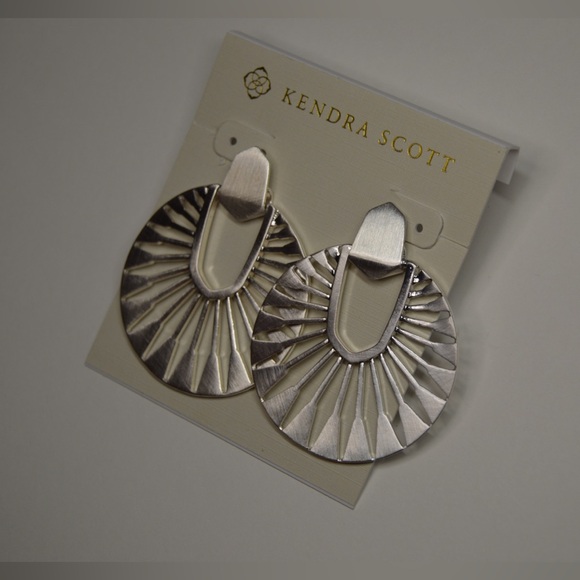 Kendra Scott ‘Didi Sunburst Earrings, Bright Silver-Tone’ - Picture 2 of 11